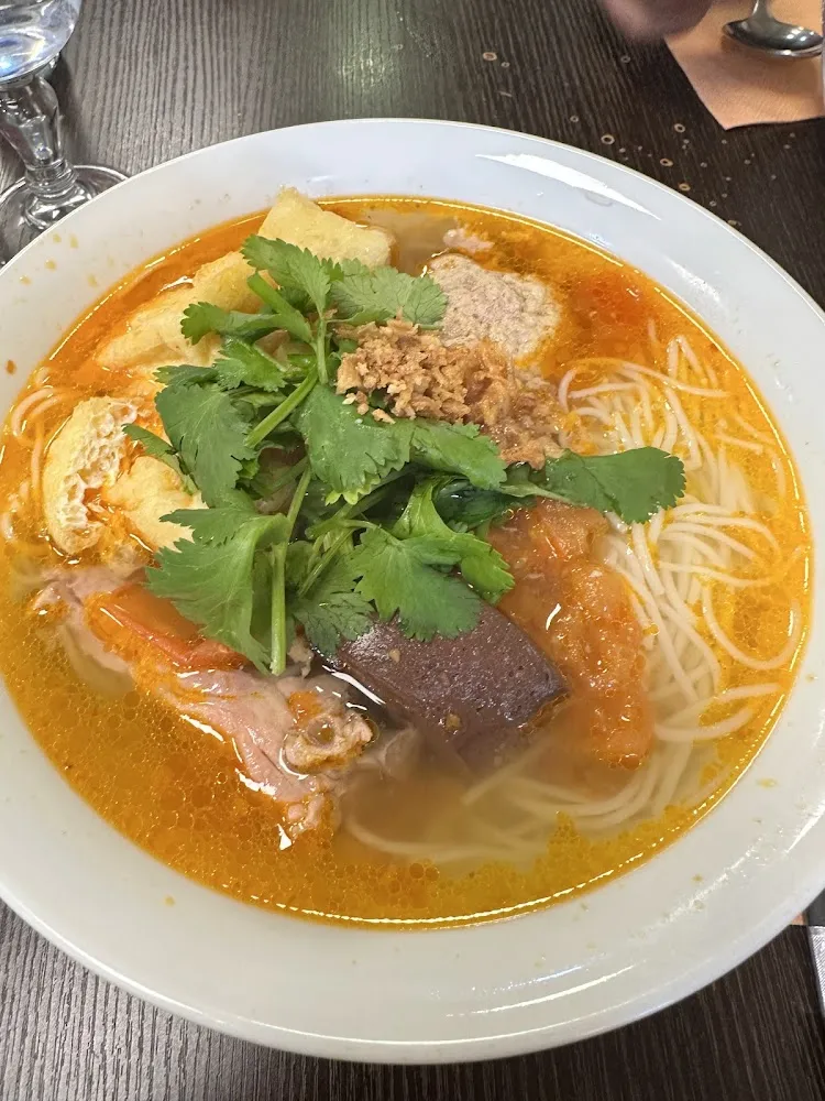 Bun Rieu